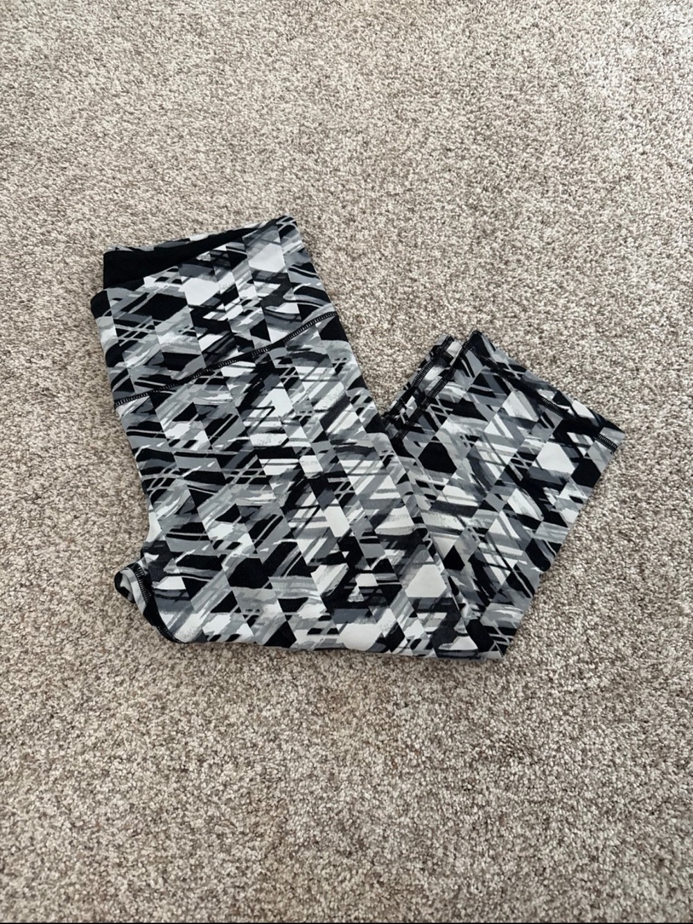 Victoria sport capris